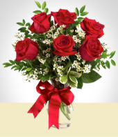 Flores :  - Arreglo de 6 Rosas